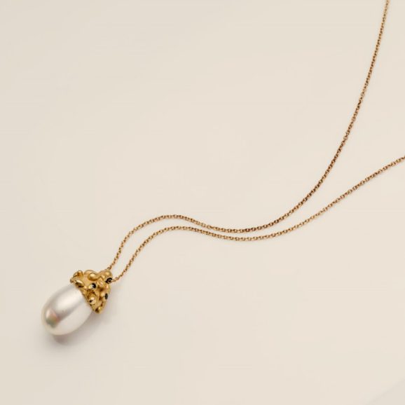 שרשרת 18 קראט עם תליון של פנינה (1)