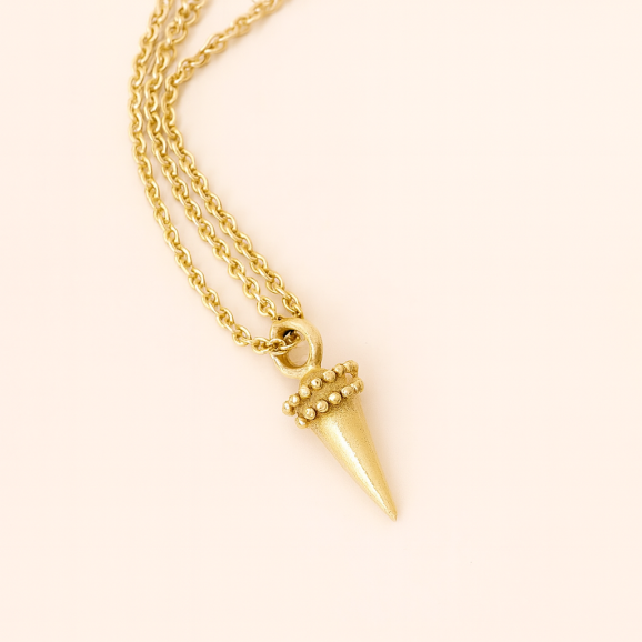 תליון זהב חרוטי בעבודת יד עם שרשרת זהב 18 קראט