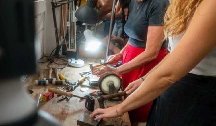 סטודיו צורפות פלוס